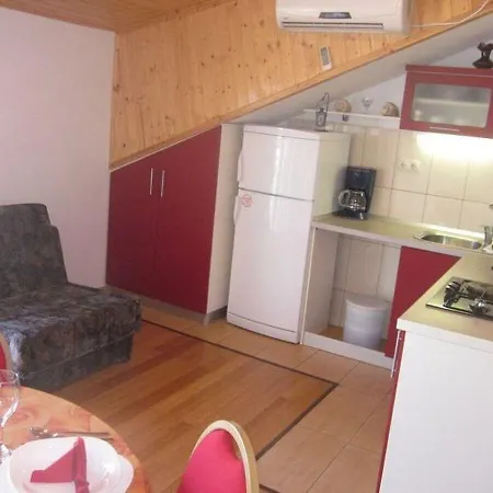 Sto Apartman Hvar Town
