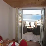 Sto
